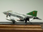 McDonnell Douglas RF-4B Phantom II (1/144)