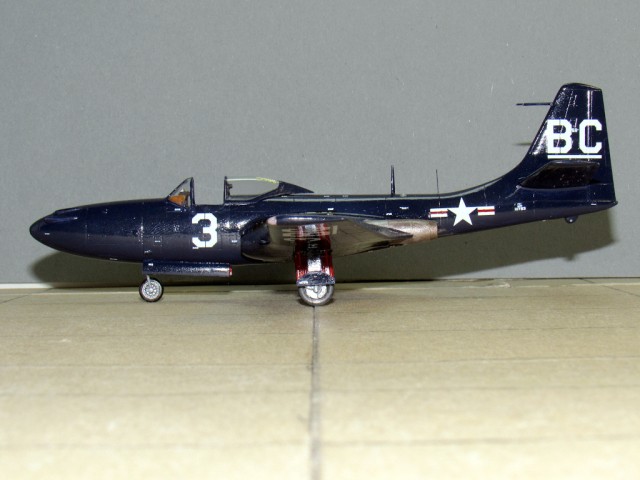 Jäger McDonnell FH-1 Phantom (1/72)
