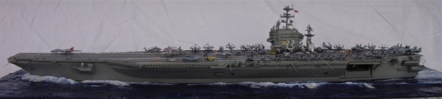 Flugzeugträger USS Abraham Lincoln (1/700)