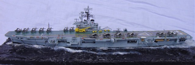 Flugzeugträger HMCS Bonaventure (1/700)