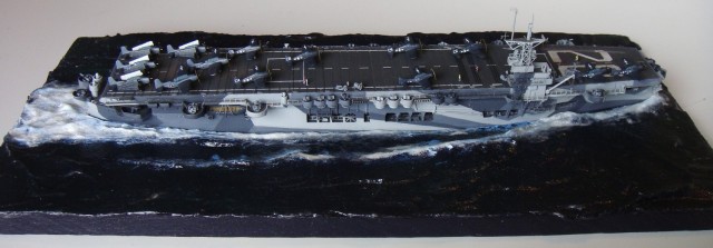 Geleitträger USS Chenango (1/700)