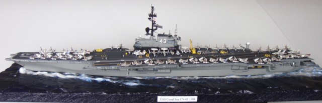 Flugzeugträger USS Coral Sea (1/700)