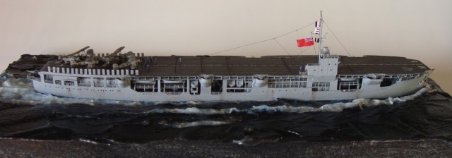 Hilfsflugzeugträger MV Empire MacColl (1/700)