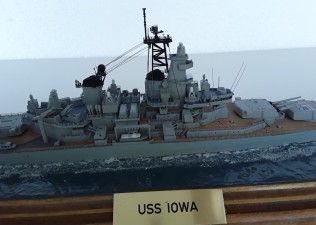 Schlachtschiff USS Iowa (1/700)