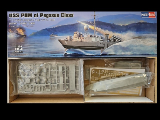 Bausatz der Pegasus-Klasse Deckelbild