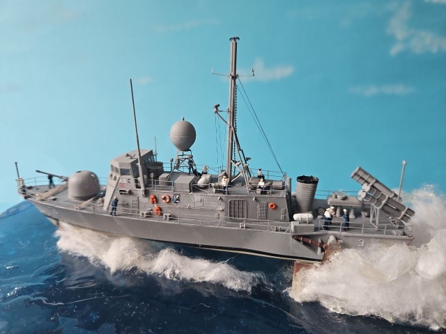 Tragflächen-Schnellboot USS Taurus (1/200)