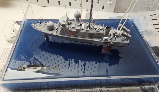 Tragflächen-Schnellboot USS Taurus (1/200)