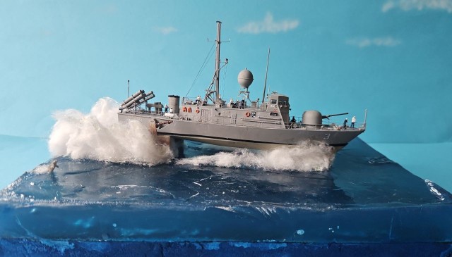 Tragflächen-Schnellboot USS Taurus (1/200)