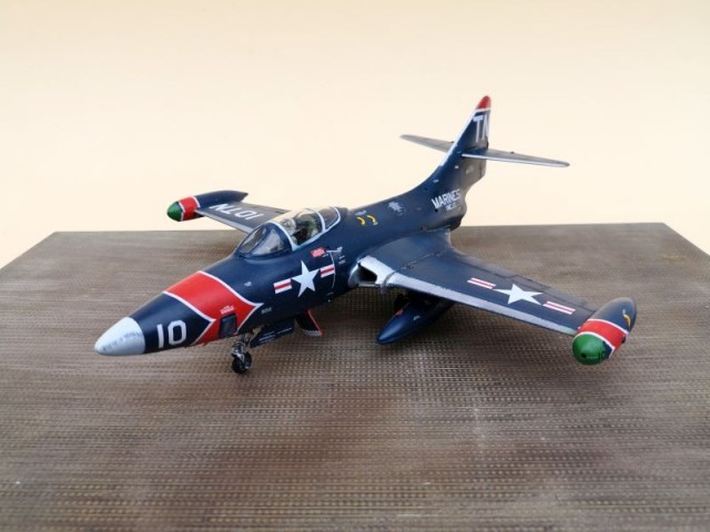 Aufklärer Grumman F9F-5P Panther (1/48)