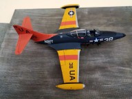 Drohnenkontrollflugzeug Grumman F9F-5KD Panther (1/48)