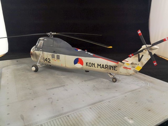 Marinehubschrauber Sikorsky SH-34J (1/48)