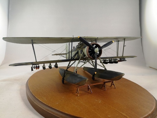 Schwimmerflugzeug Fairey Swordfish Mk I (1/48)