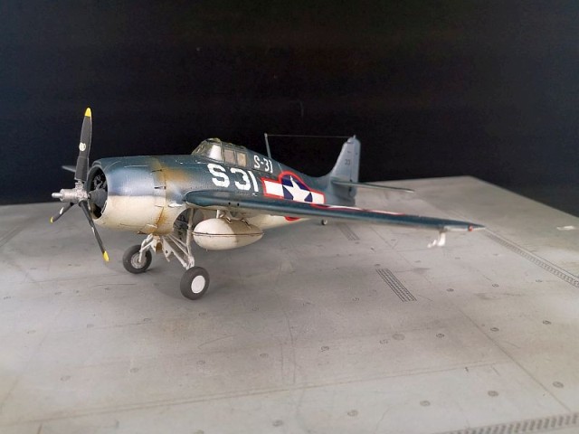 Jagdflugzeug Grumman FM-1 Wildcat (1/48)