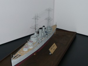 Schwerer Kreuzer HMS Exeter (1/350)