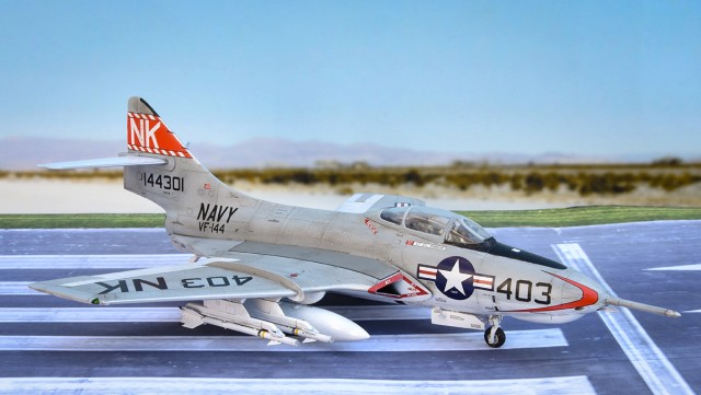 Jagdflugzeug Grumman F9F-8B Cougar (1/48)