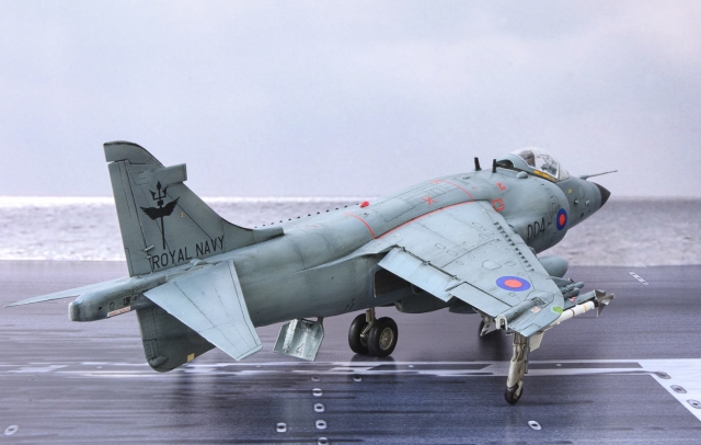 Jagdflugzeug British Aerospace Sea Harrier FRS.1 (1/48)