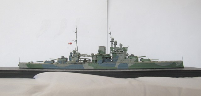 Schlachtschiff HMS Queen Elizabeth (1/700)