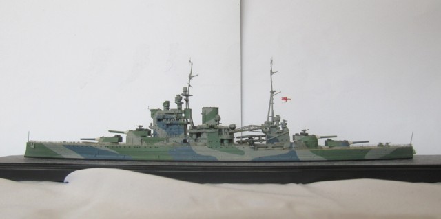 Schlachtschiff HMS Queen Elizabeth (1/700)