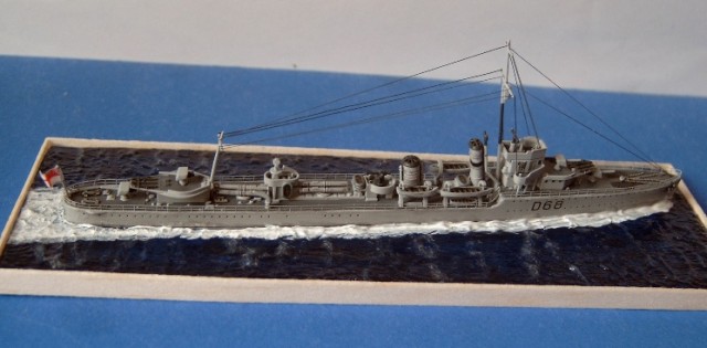 HMAS Vampire 1/700 von Sebastian Bicke