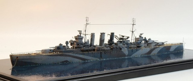 Schwerer Kreuzer HMS Sussex (1/700)