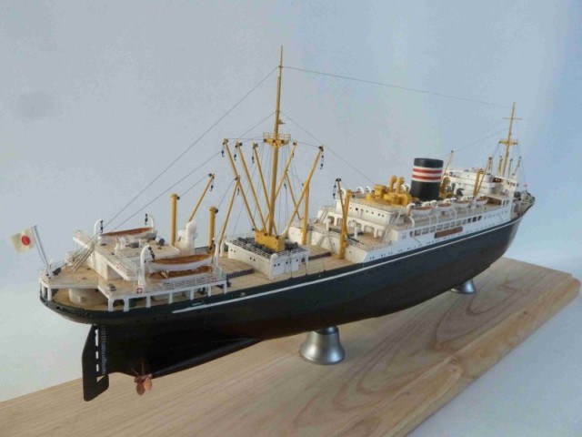 Japanisches Passagierschiff Hikawa Maru (1/350)