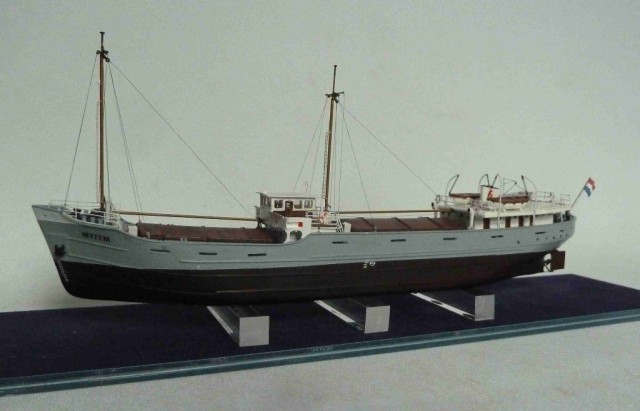 Küstenmotorschiff Myfem (1/200)