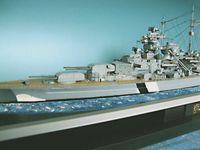 Schlachtschiff Bismarck 1/350 von Willy Menzel