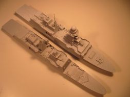 Vergleich der französischen und italienischen Version der FREMM-Klasse von Gwylan Models