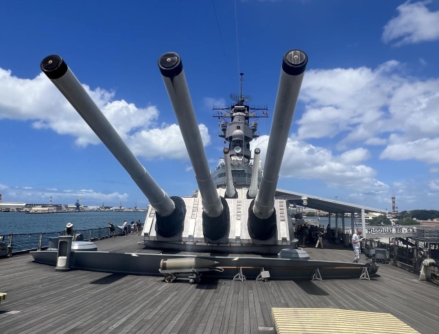 Schlachtschiff USS Missouri in Pearl Harbour (Foto Christoph Mentzel)